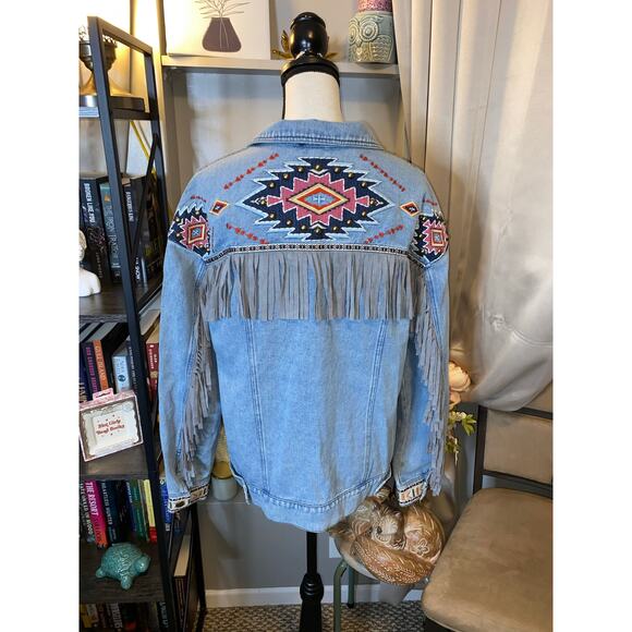 Delila Embroidered Fringe Stunning Blue Jean Button Down Denim Jacket Large NWT - Picture 6 of 12